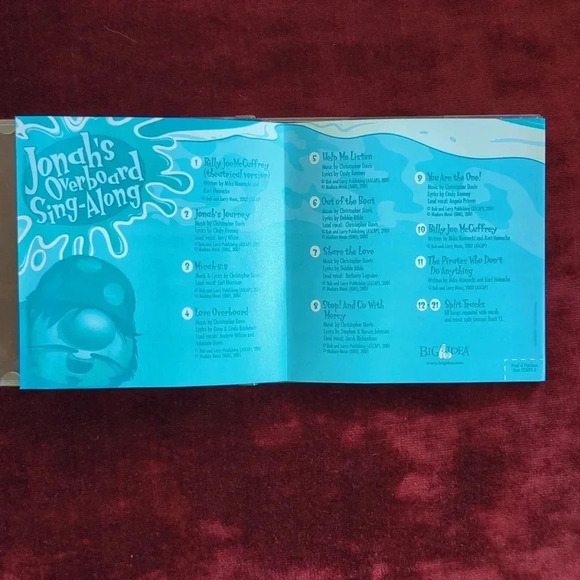 Veggie Tales: Jonah's Overboard Sing-Along - Picture 4 of 6